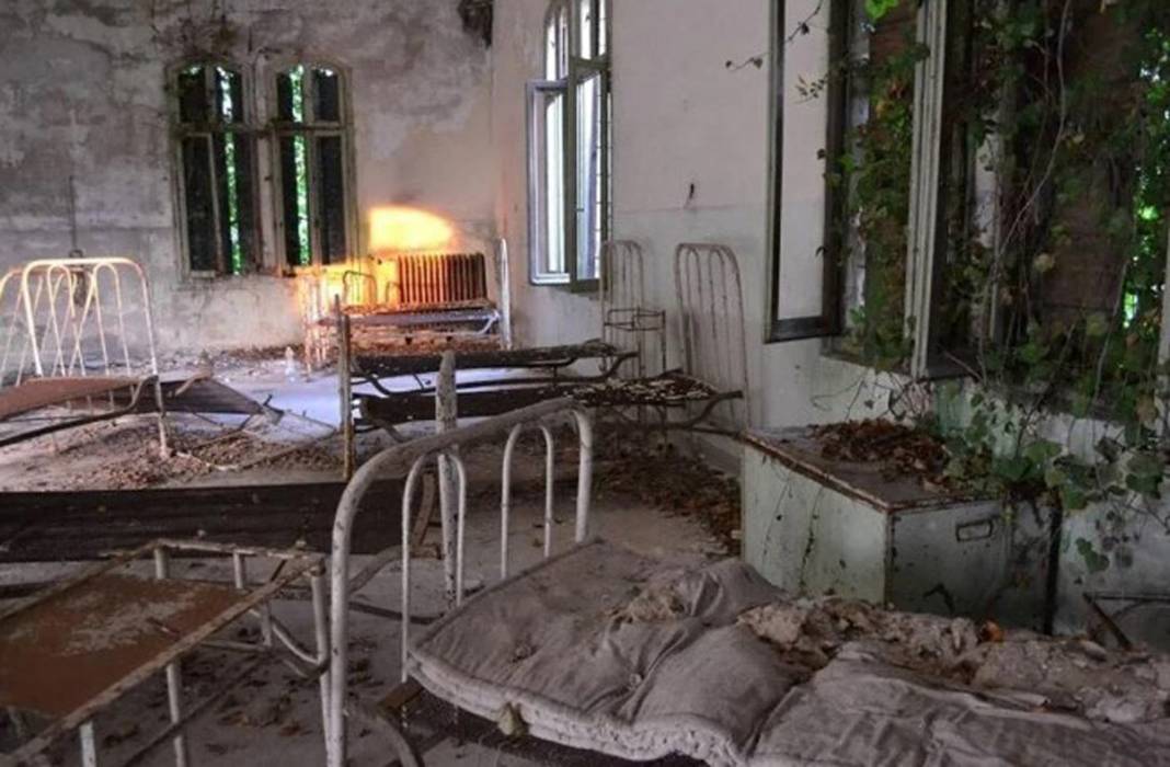 'Ölüm Adası' tatilcilerin yeni mekanı: Toprağı insan küllerinden oluşuyor 13